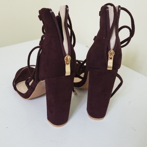 Shoes - Picture 3 of 3